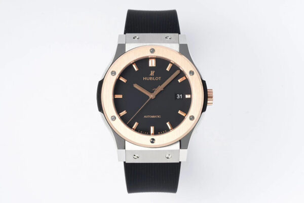 Hublot 42mm with Black Dial and Black Rubber Strap