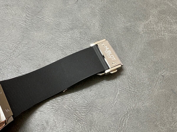 Hublot 45mm with Black Dial and Black Rubber Strap - Image 6