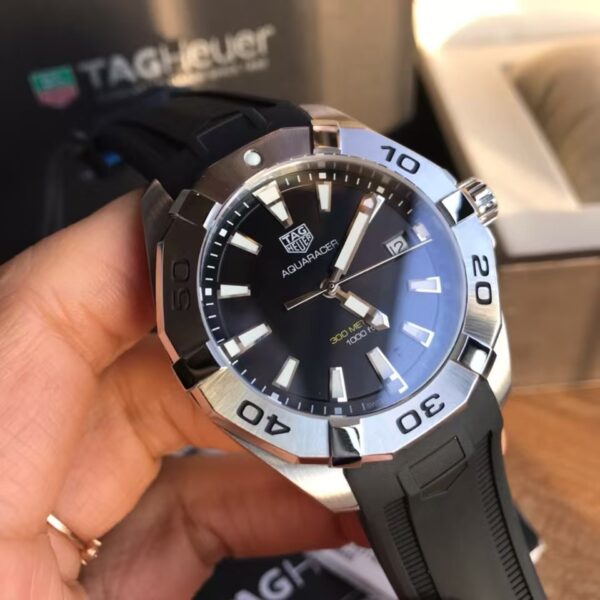 TAG Heuer Carrera FM 44mm - Image 4