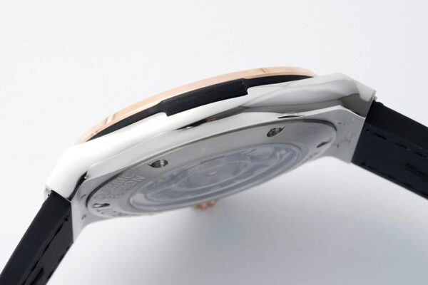 Hublot 42mm with Black Dial and Black Leather Strap - Image 6