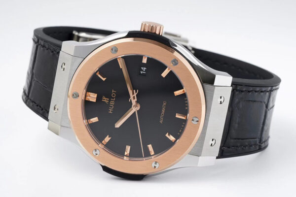 Hublot 42mm with Black Dial and Black Leather Strap - Image 4
