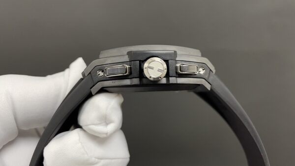 Hublot 42mm Spirit Of Big Bang with Black Case and Black Rubber Strap - Image 6
